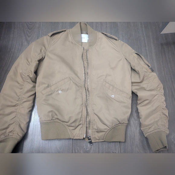 Nwot tan color talulah bomber jacket size xxs super cute perfect condition - Picture 2 of 6